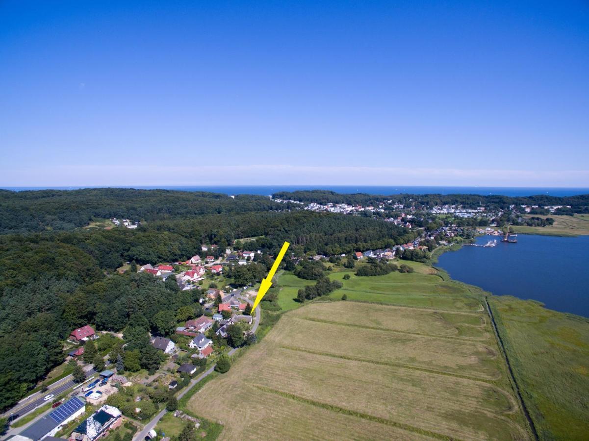 Wg Bernstein - Reetdachhaus - Ruhe Und Seeblick Sellin  Esterno foto