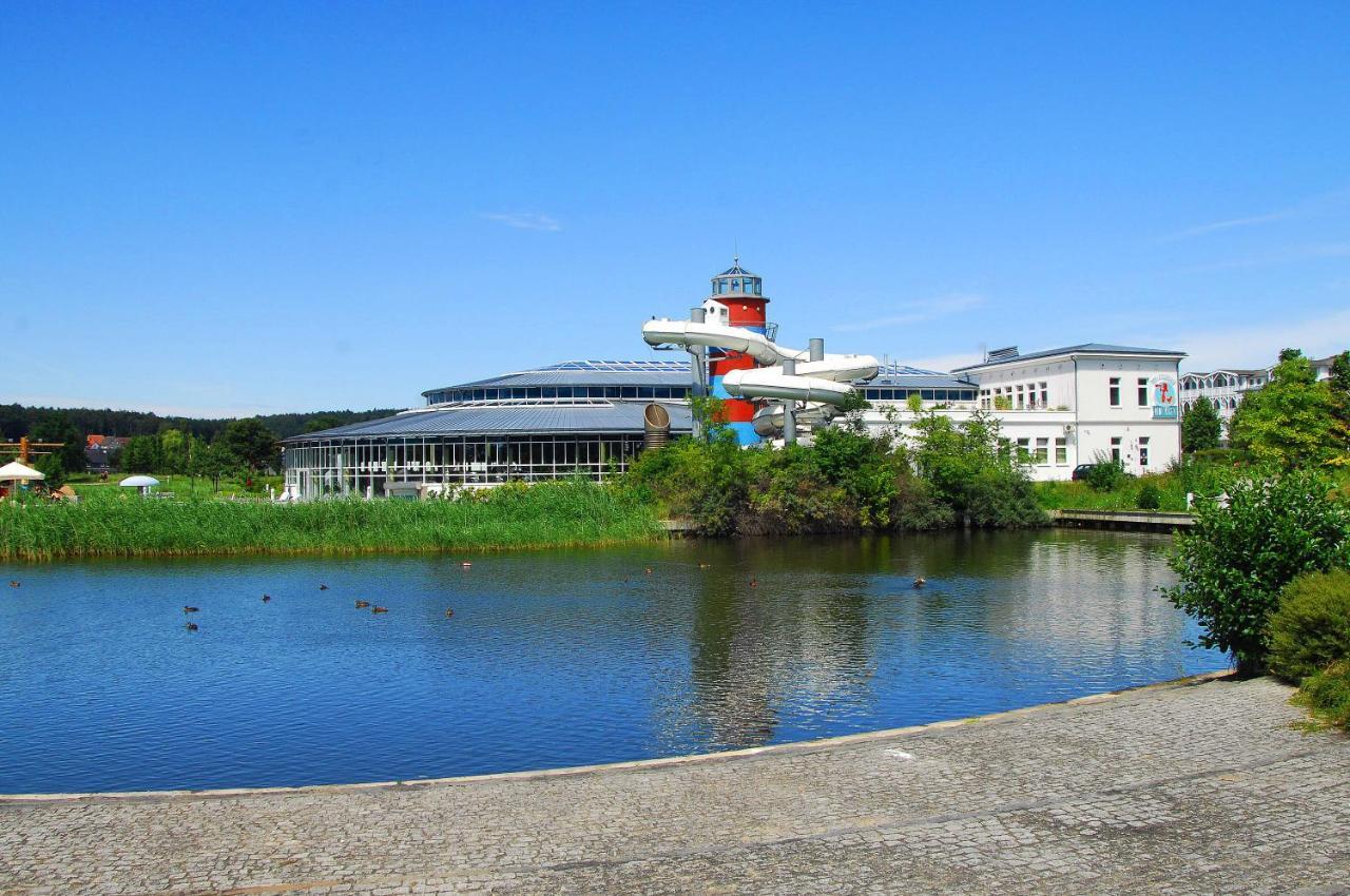 Wg Bernstein - Reetdachhaus - Ruhe Und Seeblick Sellin  Esterno foto