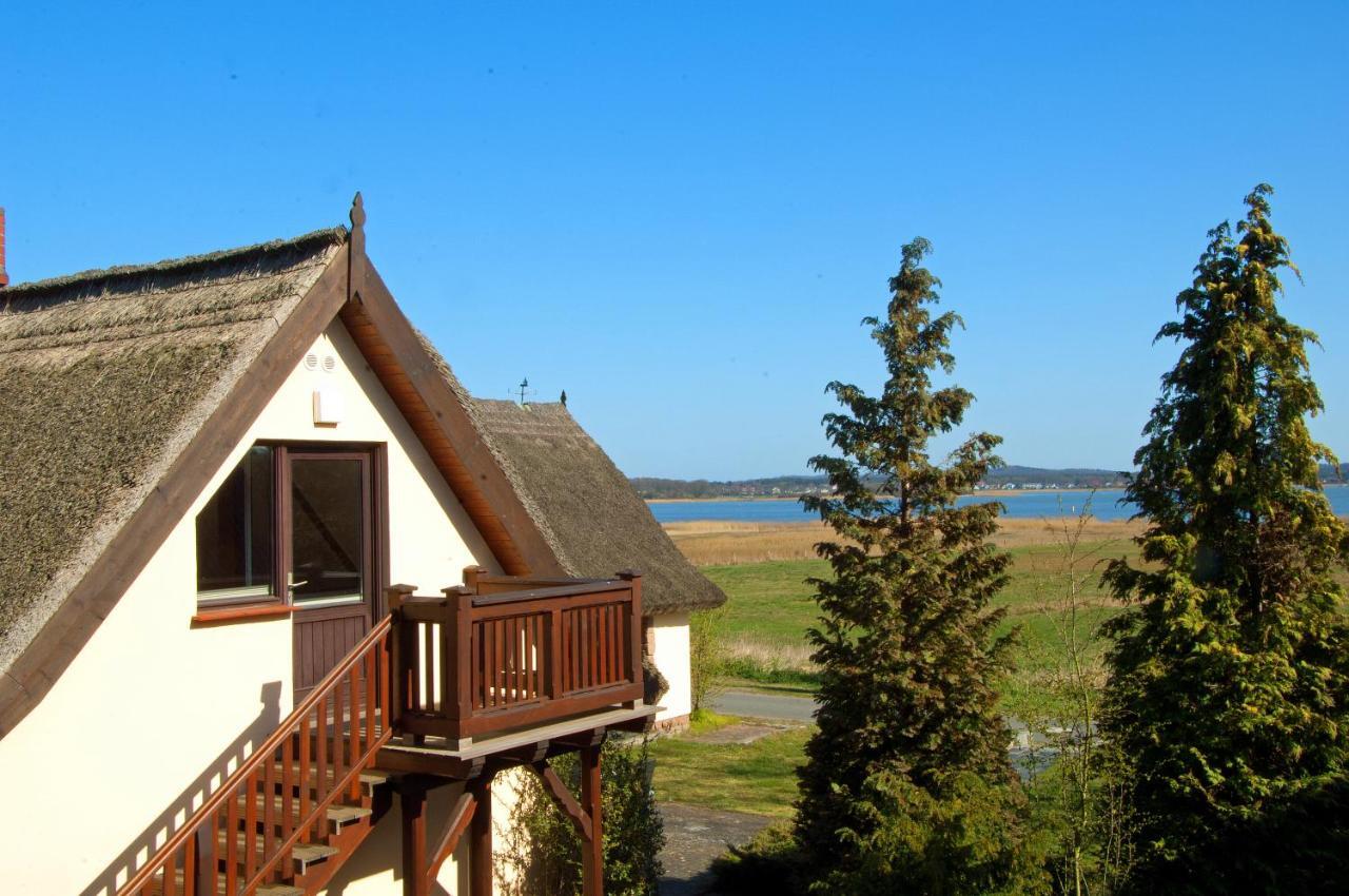 Wg Bernstein - Reetdachhaus - Ruhe Und Seeblick Sellin  Esterno foto